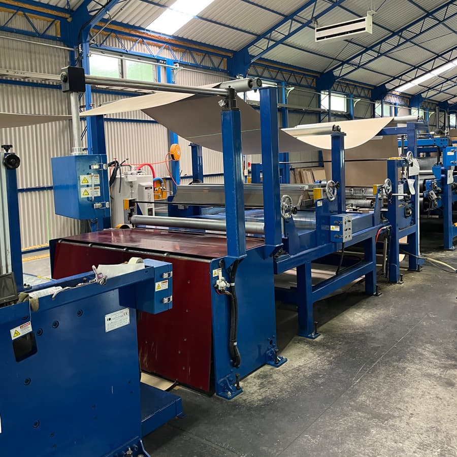 防音ブース用フレーム事例（粉砕機）