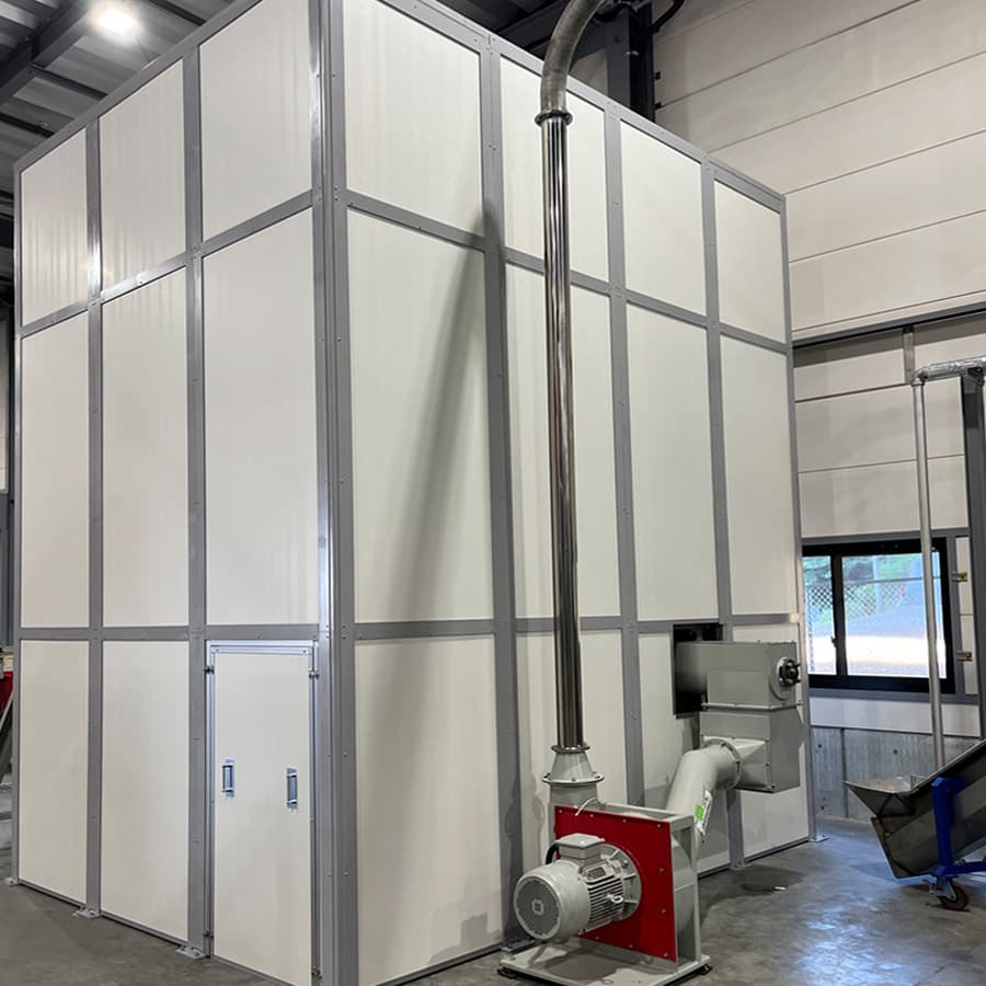 防音ブース用フレーム事例（粉砕機）