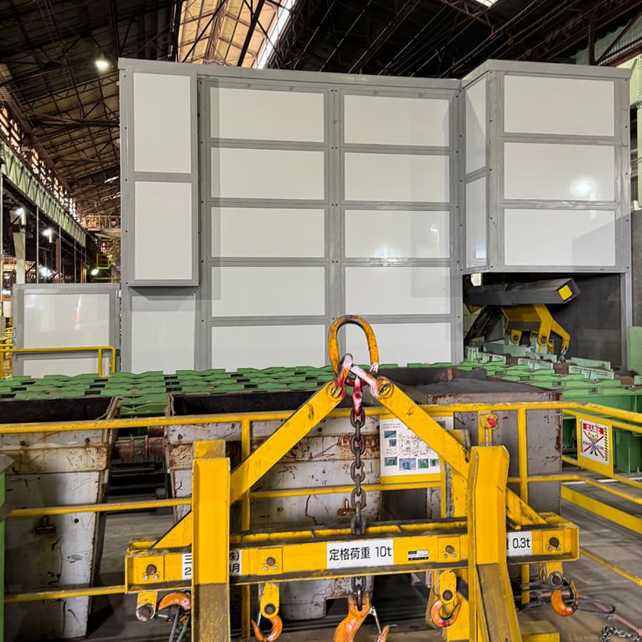 防音ブース用フレーム事例（高速切断機）